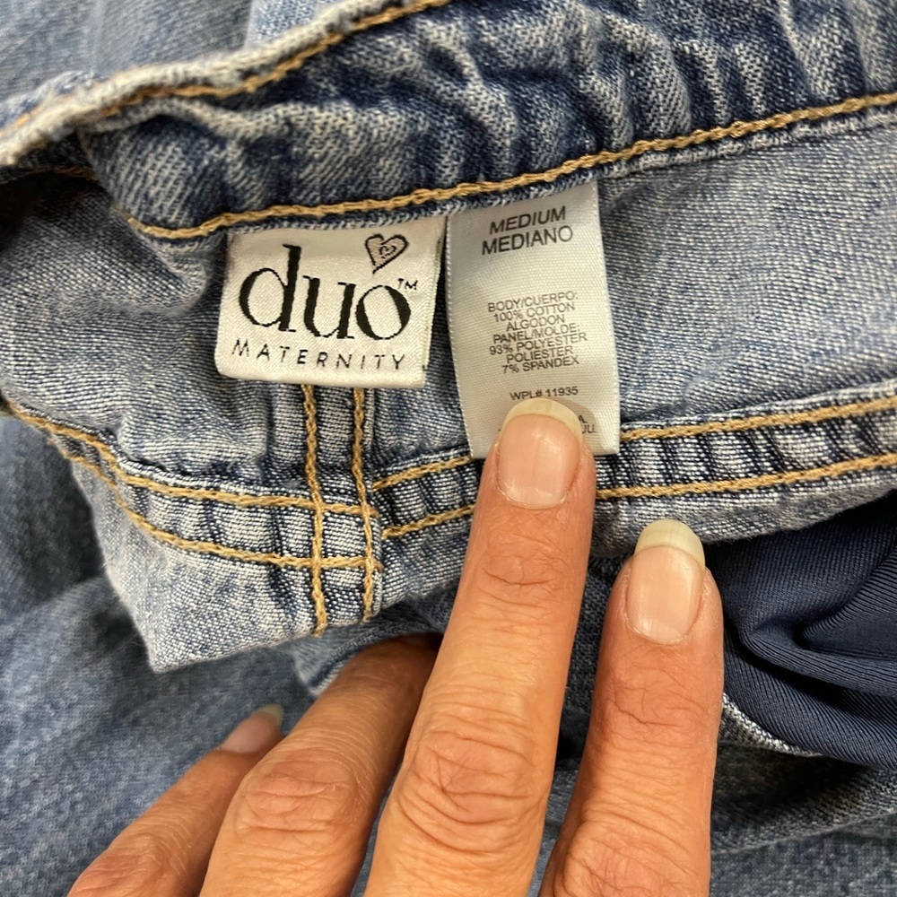 Duo Maternity adjustable jeans size medium (8/10 pre-maternity) room to grow - Picture 7 of 7